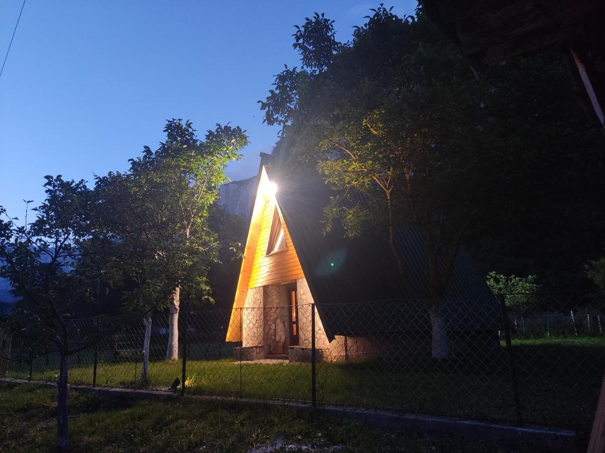 Eco Resort Komarnica Savnik Exterior foto