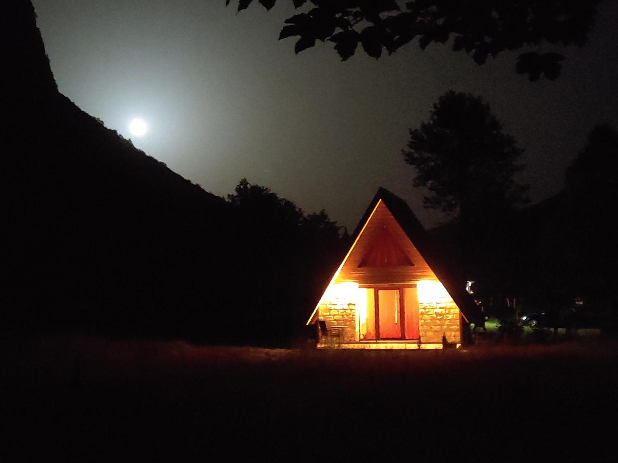 Eco Resort Komarnica Savnik Exterior foto