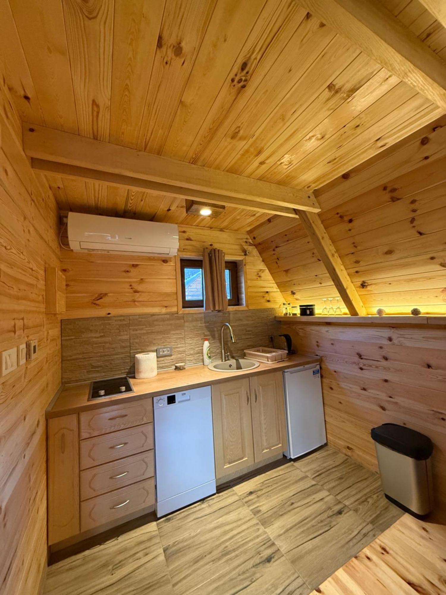 Eco Resort Komarnica Savnik Zimmer foto