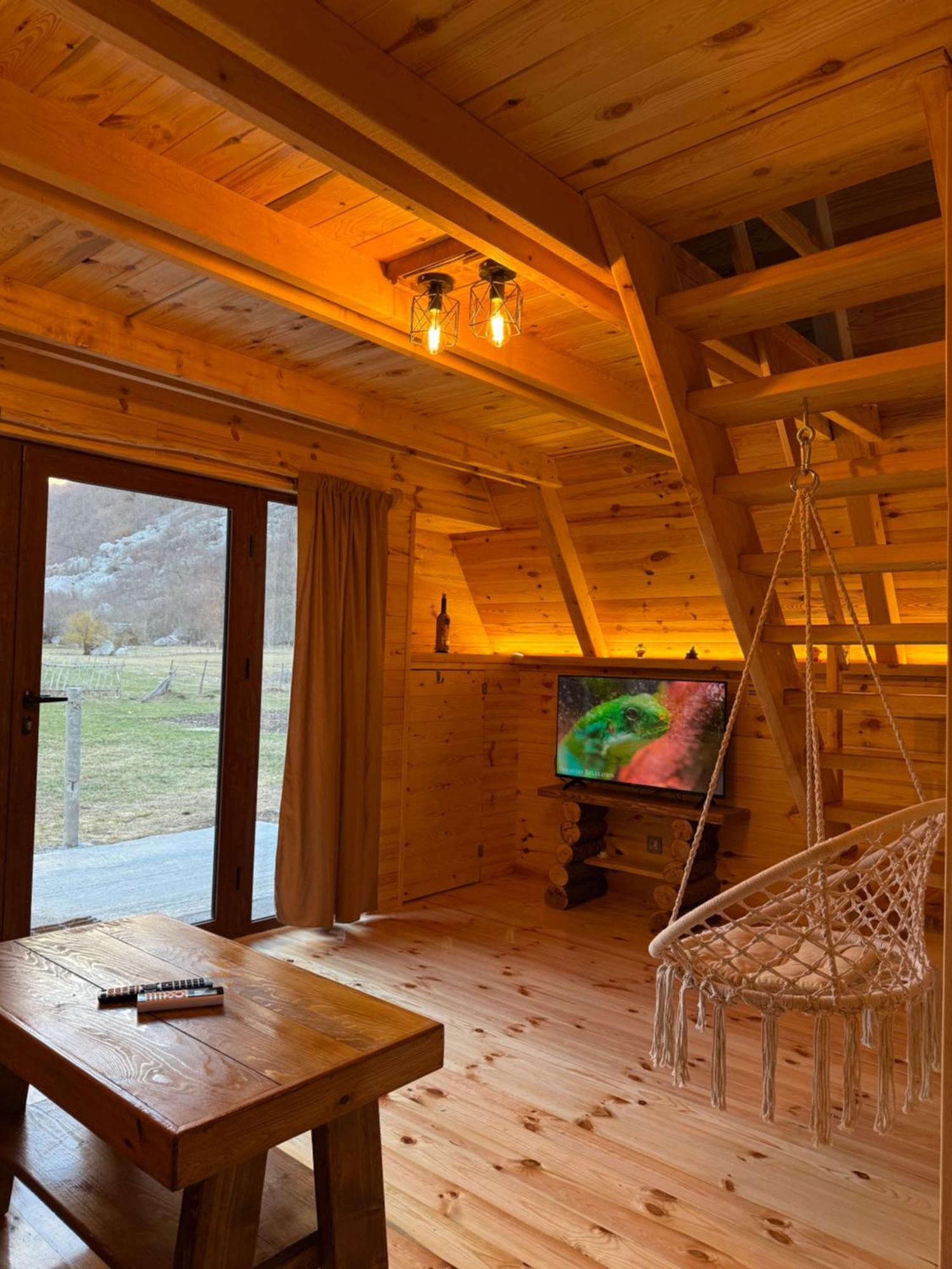 Eco Resort Komarnica Savnik Exterior foto