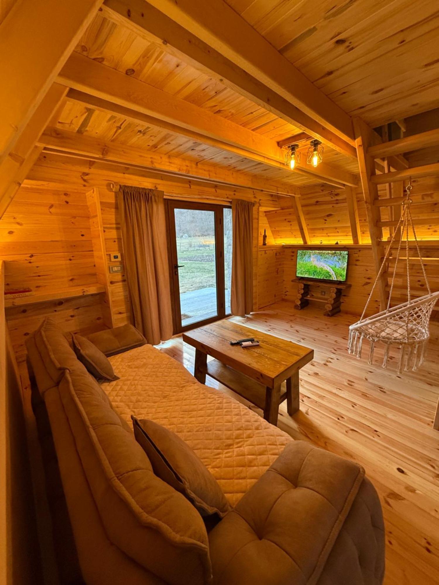 Eco Resort Komarnica Savnik Exterior foto